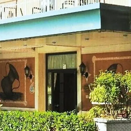 Elvira Hotel